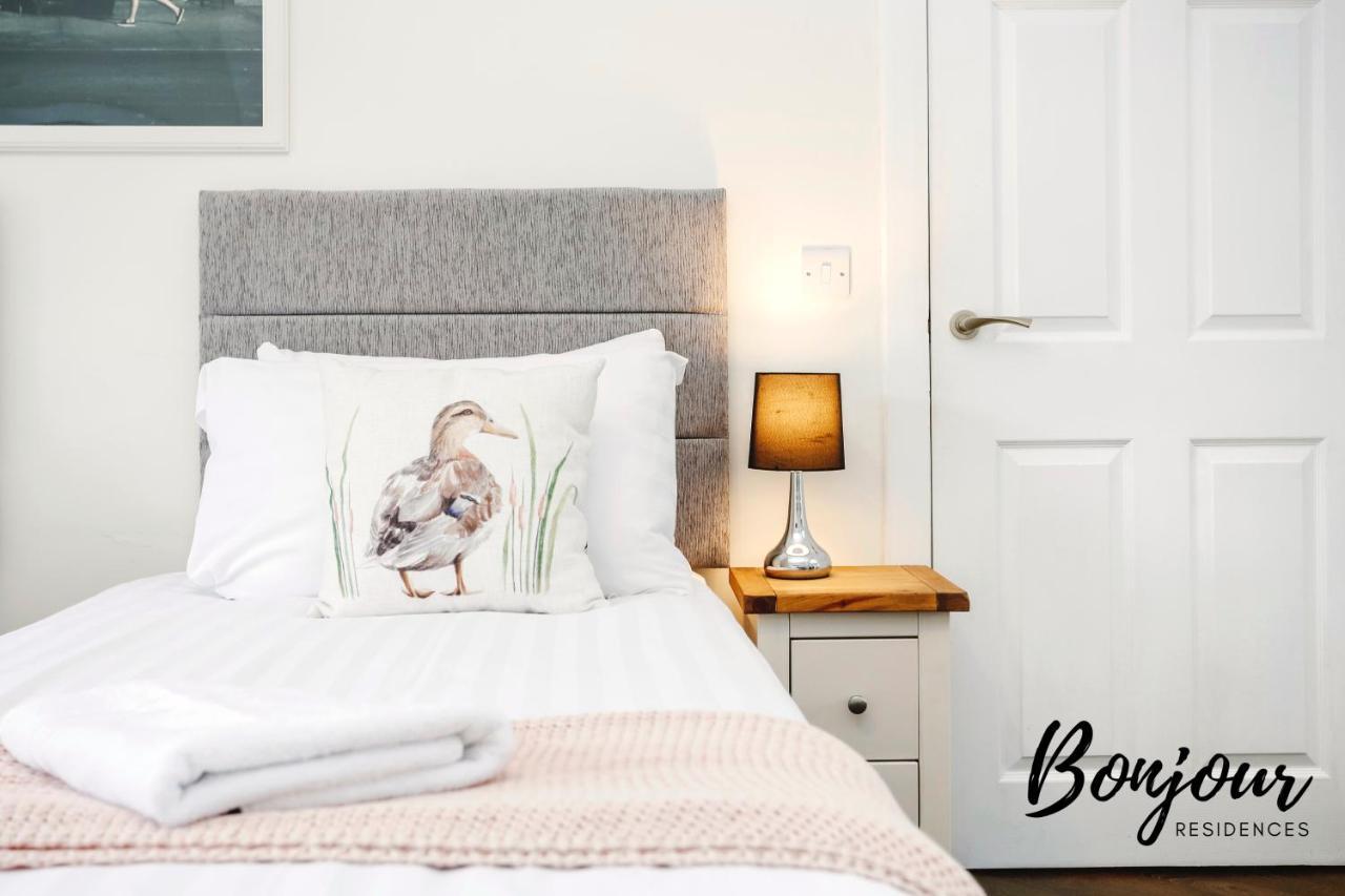 Bright New Town 2Br-1Ba, 1 Min To George St By Bonjour Residences Edinburgh Bagian luar foto